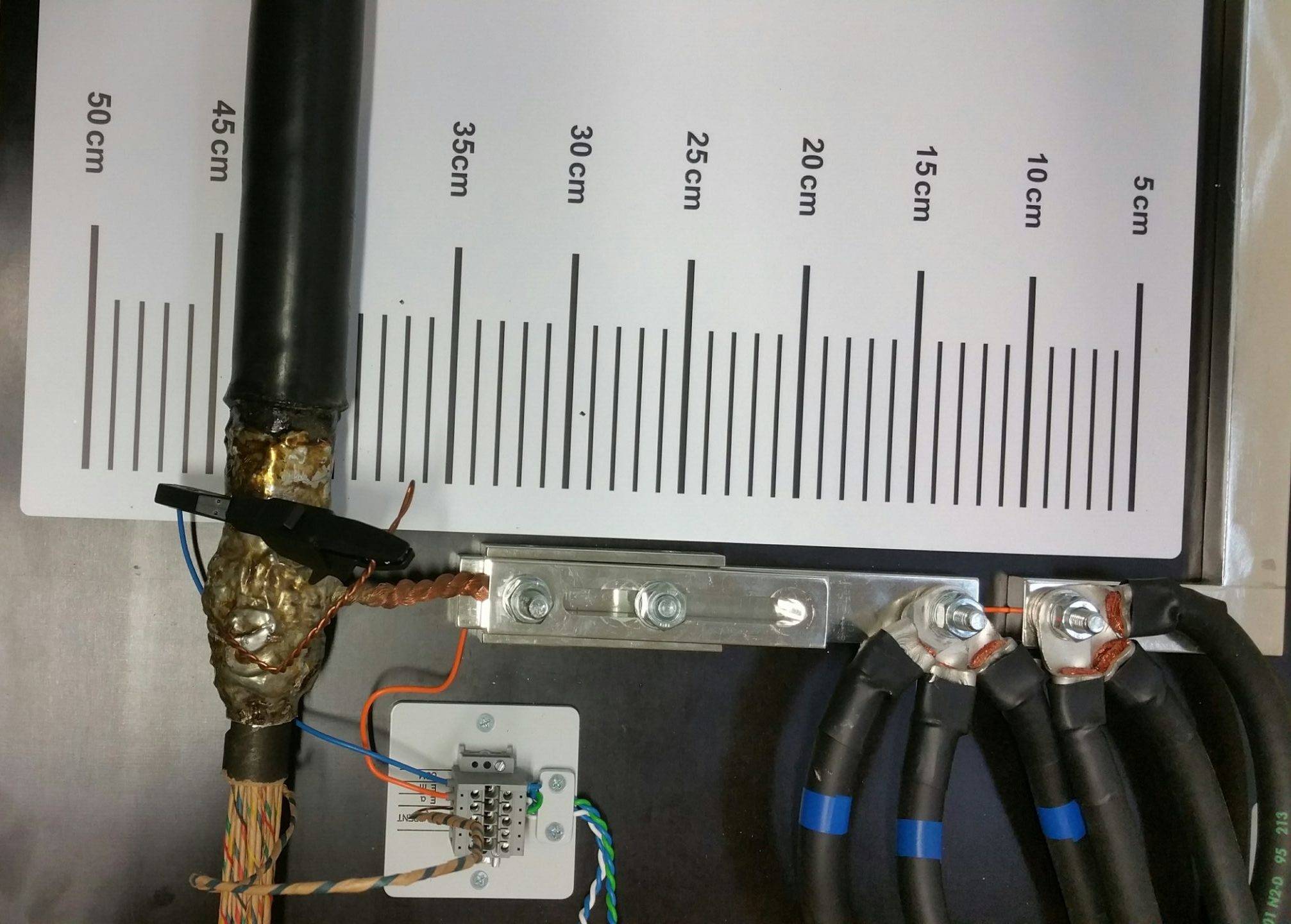 Preparation and connection of the cable